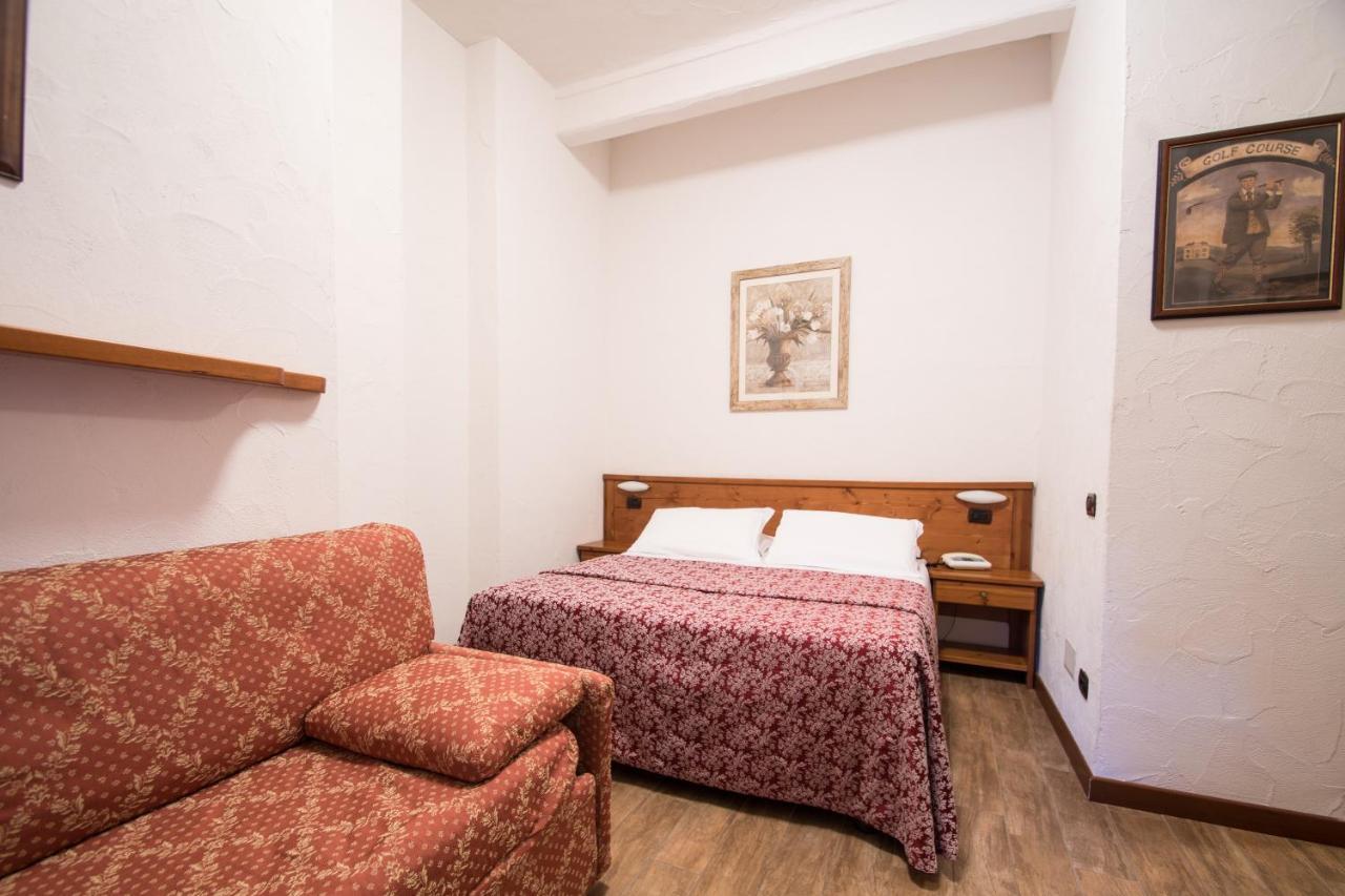 Limone Palace Aparthotel Limone Piemonte Exterior photo