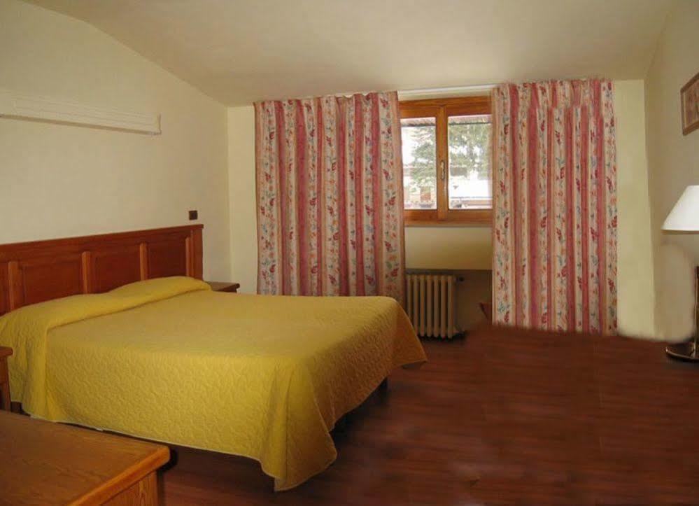 Limone Palace Aparthotel Limone Piemonte Exterior photo